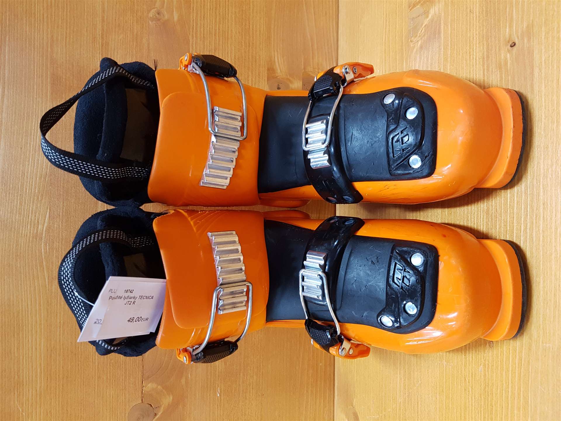 Použité lyžiarky TECNICA JT2 R