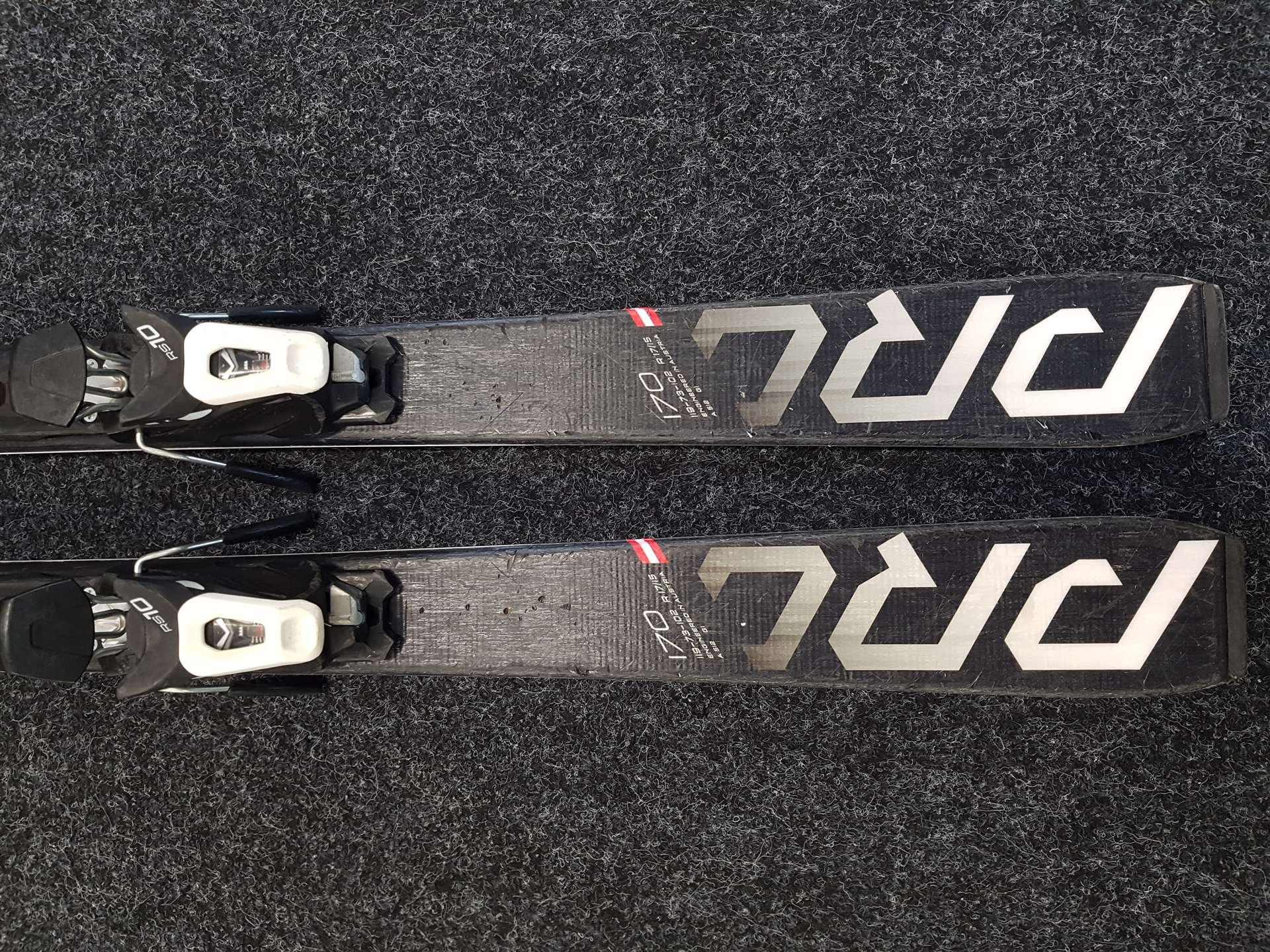 Skis FISCHER PROGRESSOR X d'occasion + fixations Fischer RS10