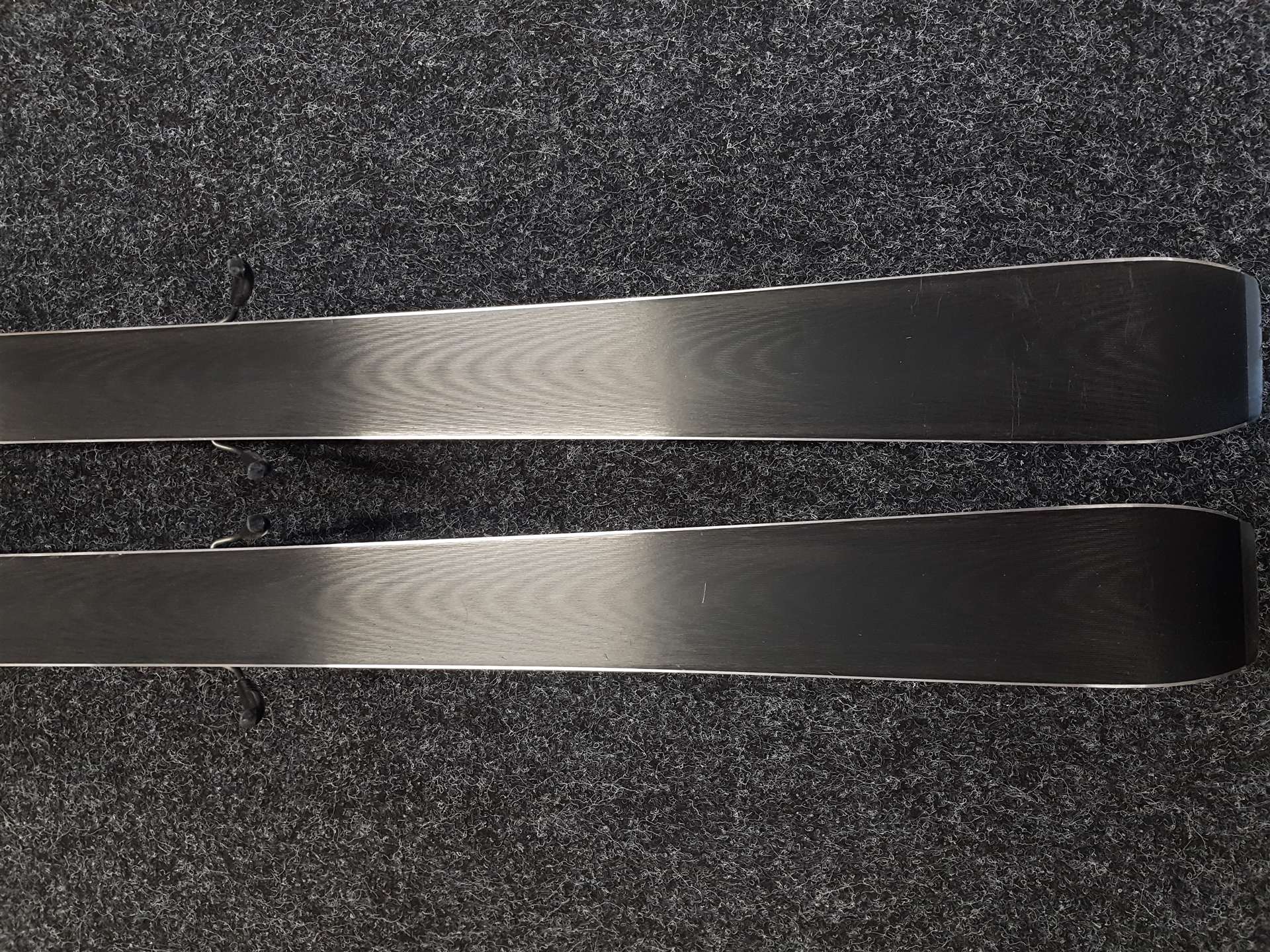 Skis FISCHER PROGRESSOR X d'occasion + fixations Fischer RS10