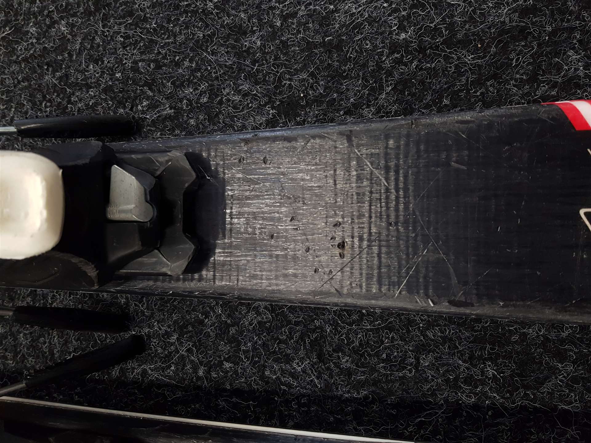 Skis FISCHER PROGRESSOR X d'occasion + fixations Fischer RS10