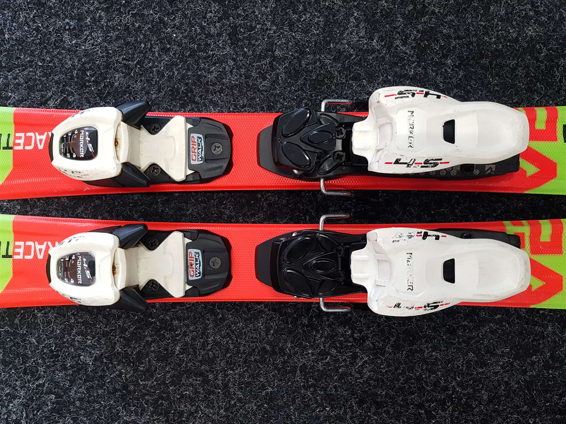 Sci da sci usati per bambini VOLKL Racetiger GS + attacchi Marker 4.5