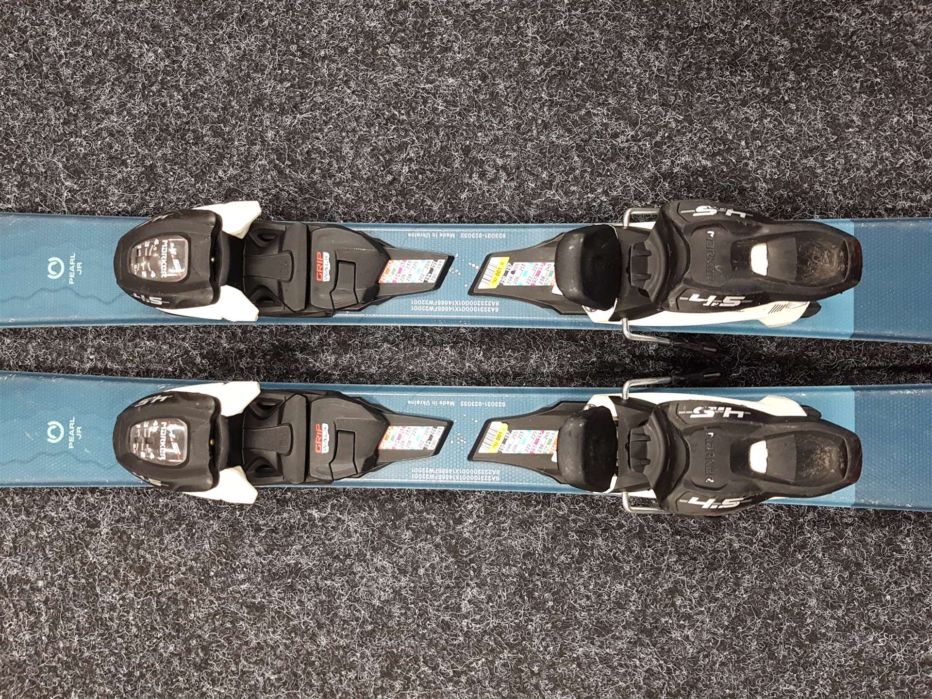 Schiuri pentru copii BLIZZARD Pearl JR + legături Marker 4.5 folosite