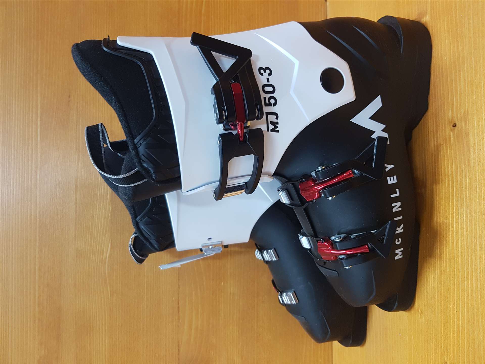 Gebrauchte McKINLEY MJ 50-3 Skischuhe