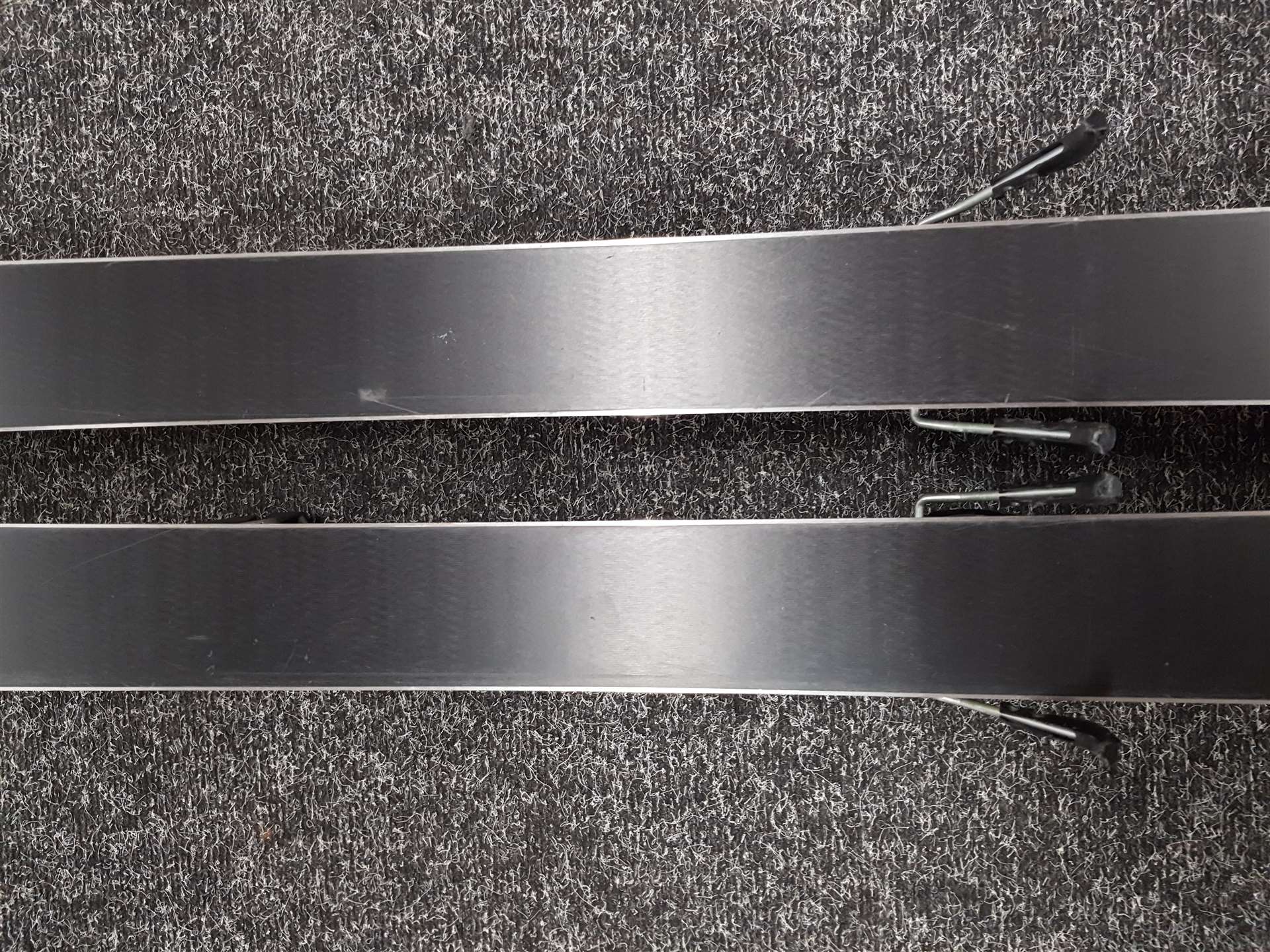 Schiuri Volkl Racetiger GS folosite