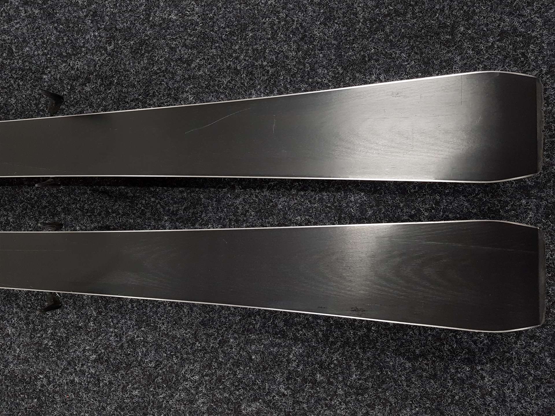 Použité lyže ATOMIC Redster X9 WB Ti + viazanie Atomic X 12 GW