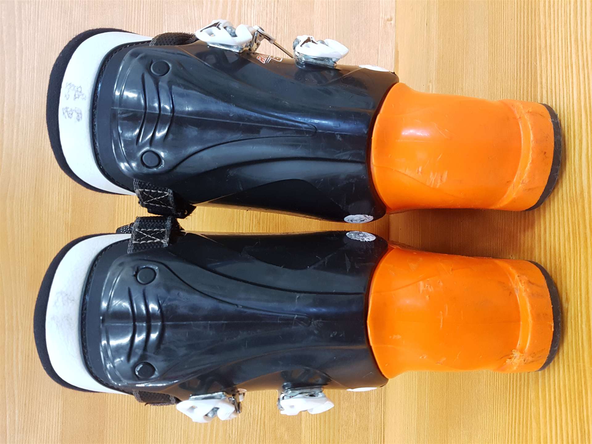 Gebrauchte Skischuhe TECNICA Race Pro 60