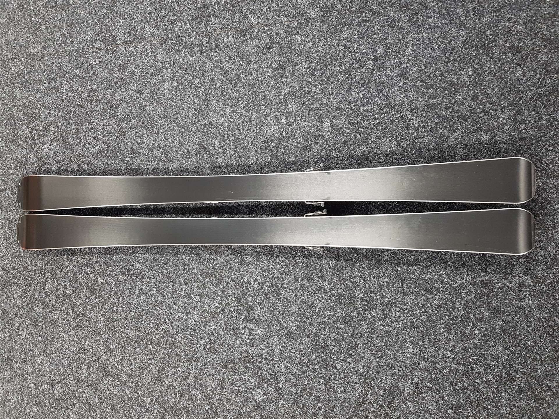 Gebrauchte BLIZZARD Brahma JR Ski + Marker 7.0 Bindungen