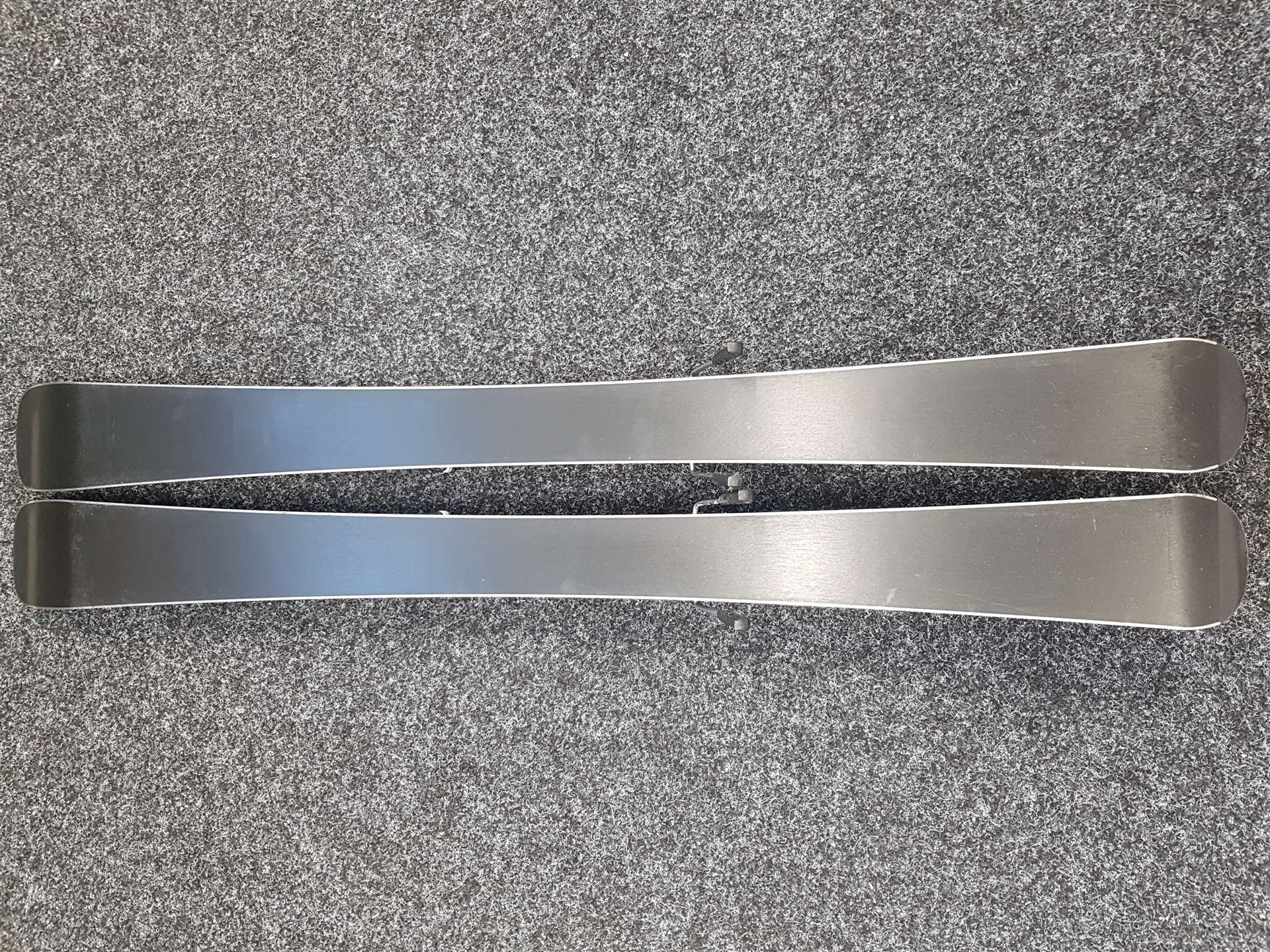 Gebrauchte Kinderski ELAN Formula S + Bindungen Elan EL 4.5