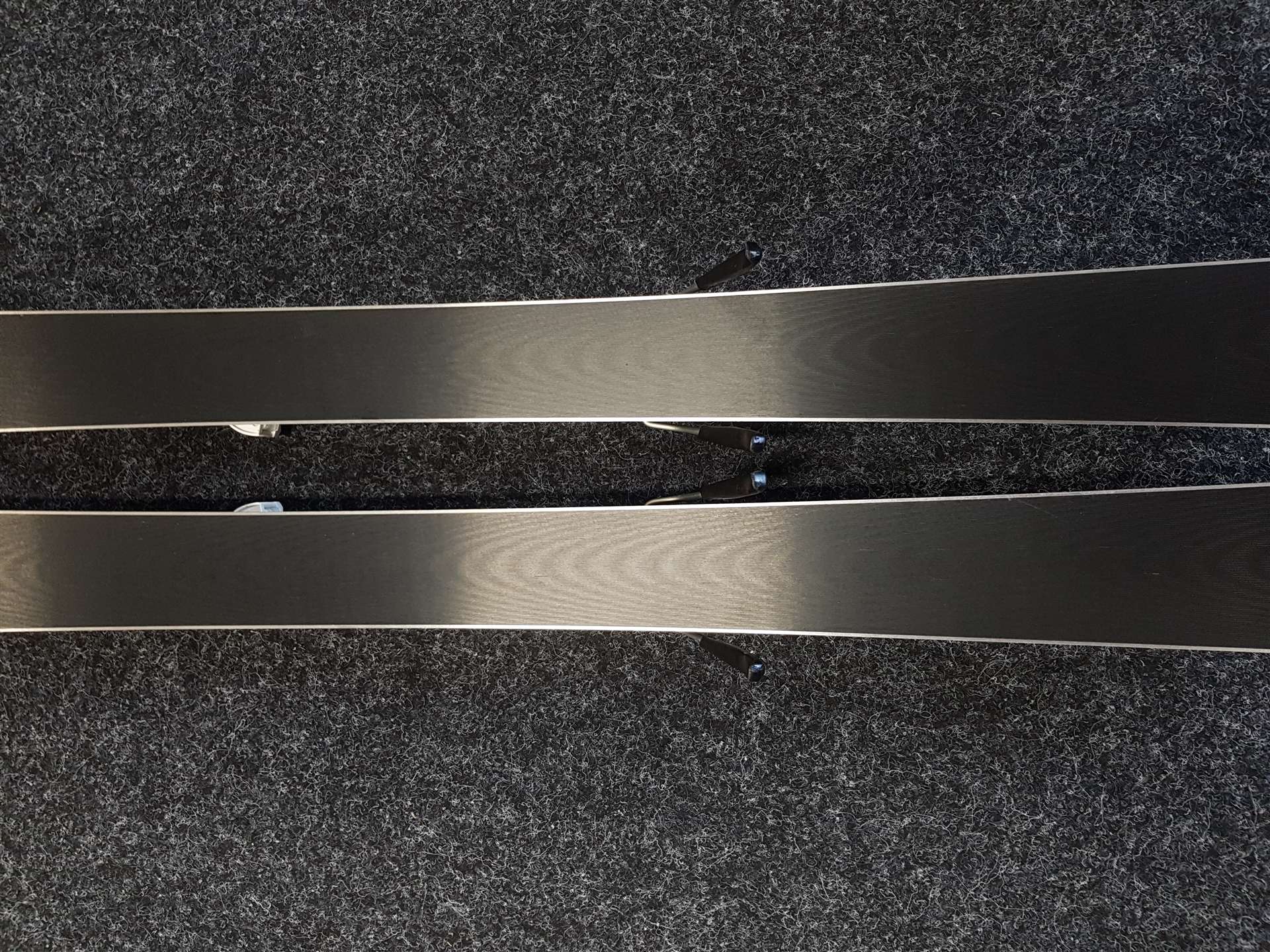 Gebrauchte ARTIS Artis 2 Ski + Tyrolia PR 11 Bindungen