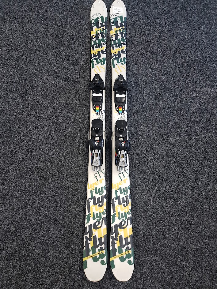 Gebrauchte Salomon Flyer Freestyle-Ski + Salomon 9-Bindungen