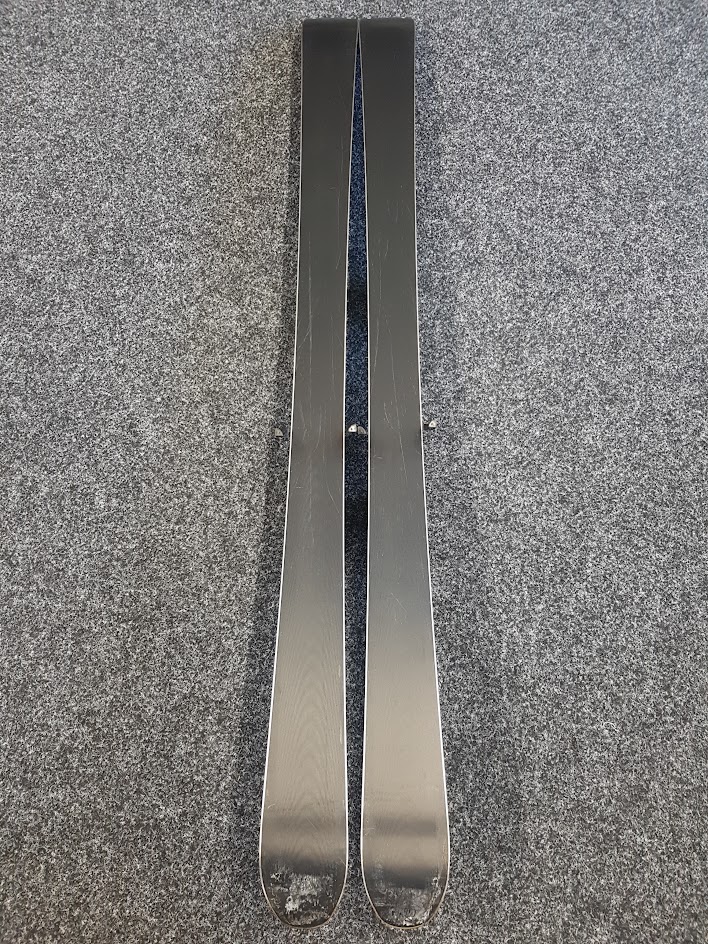 Gebrauchte Salomon Flyer Freestyle-Ski + Salomon 9-Bindungen