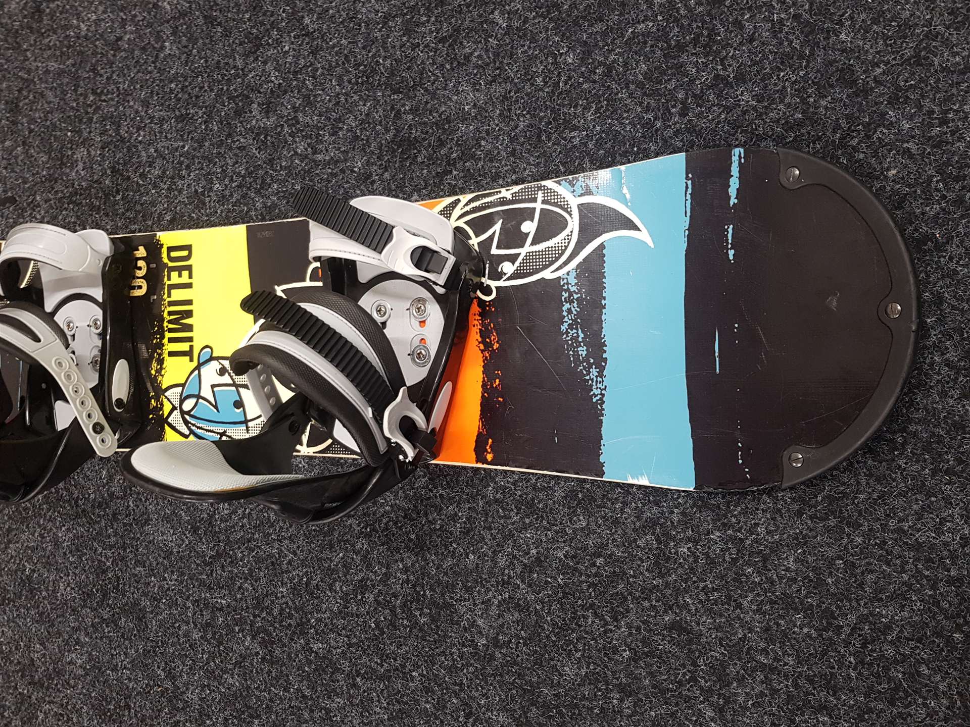 Używana deska snowboardowa FireFly Delimit + wiązania BD rozmiar S/M