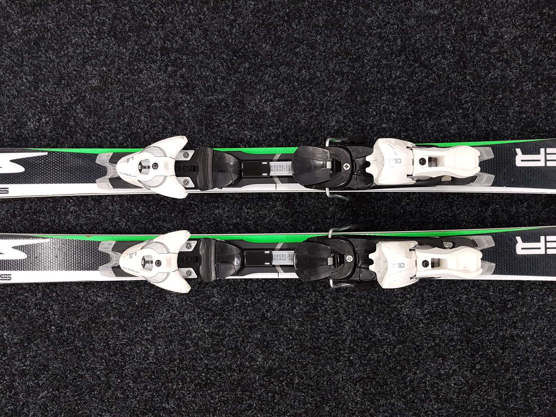 Skis Stockli Laser d'occasion + fixations Salomon TI 10