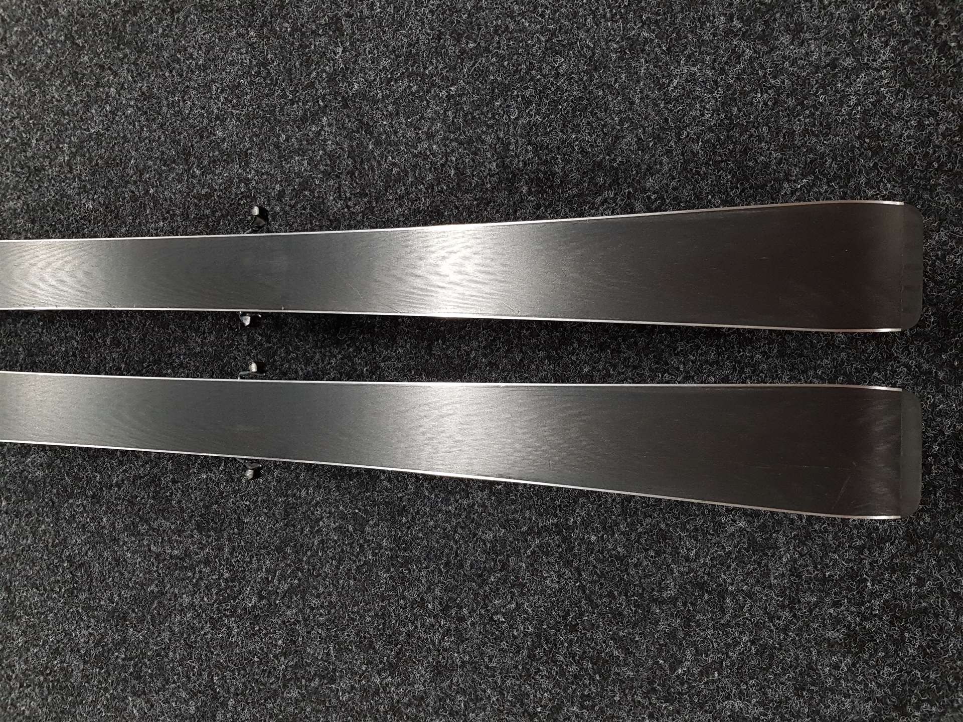 Použité lyže VOLKL Racetiger JR 16  + viazanie Marker 7.0