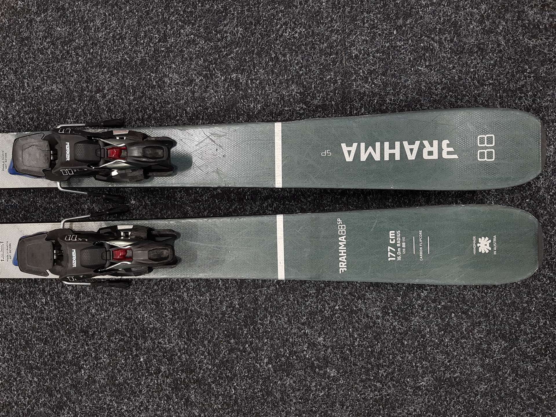 Gebrauchte Freeride-Ski BLIZZARD Brahma 88 SP + Bindungen Marker TCX 11