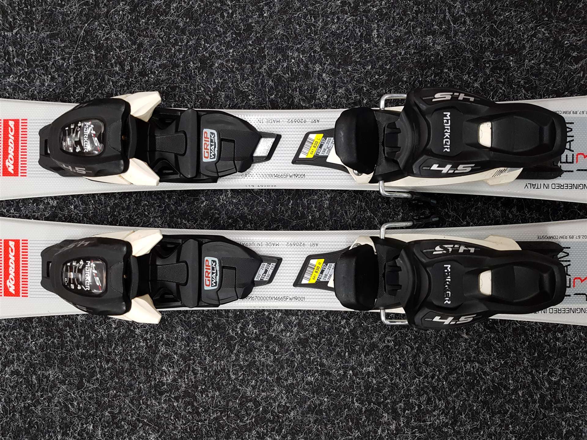 Použité dětské lyže NORDICA Team JR + vázání Marker 4.5