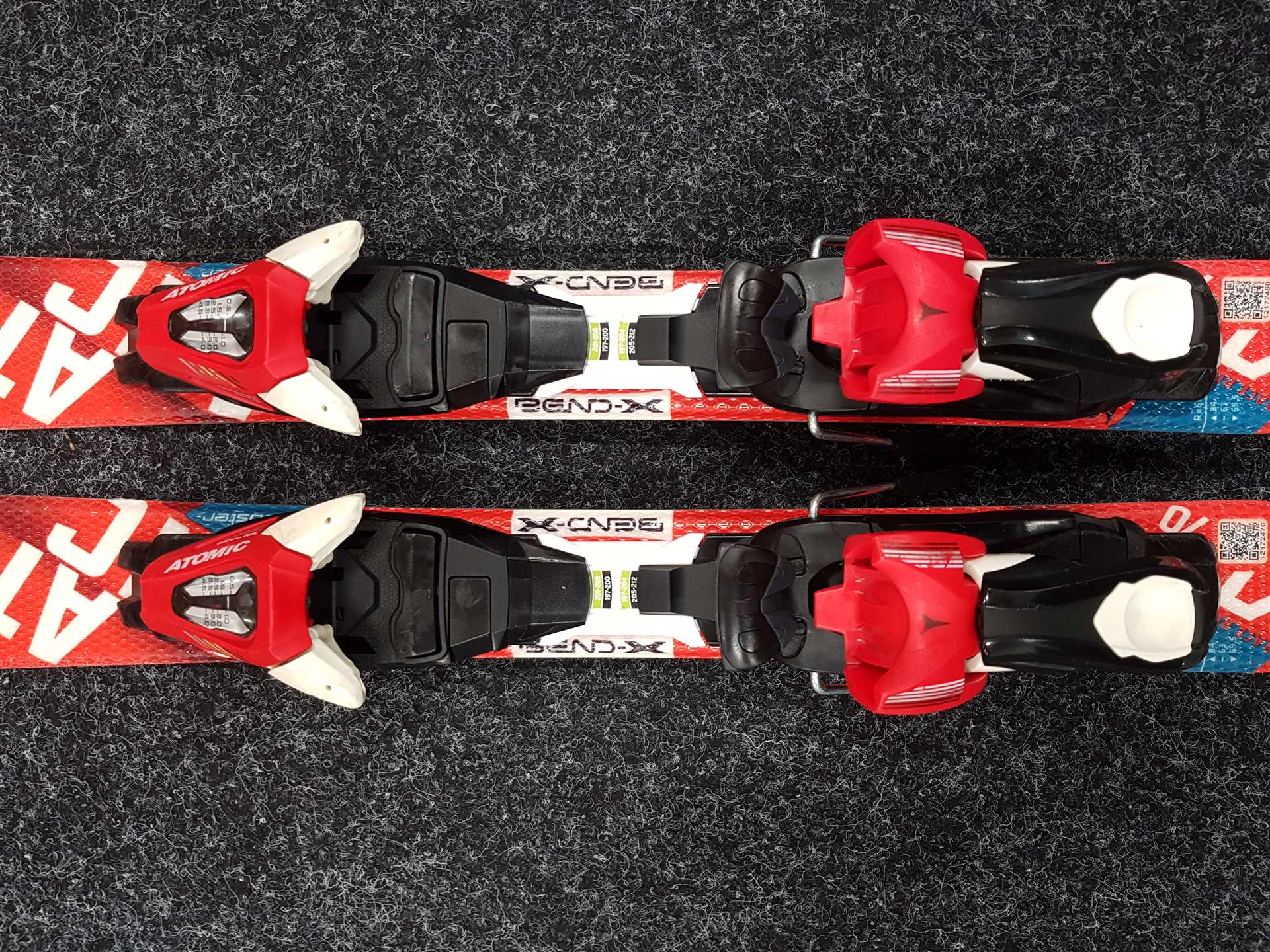 Gebrauchte Kinderski ATOMIC Redster + Atomic XTE 4.5 Bindungen