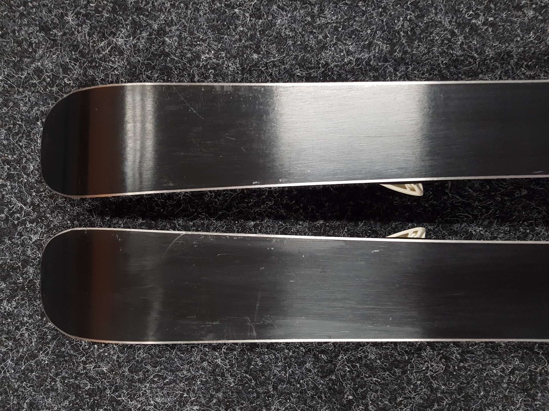 Gebrauchte Kinderski ATOMIC Redster + Atomic XTE 4.5 Bindungen