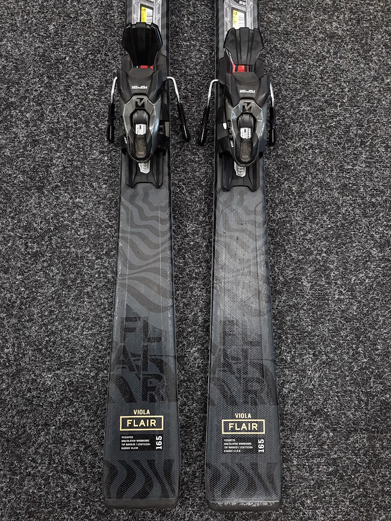 Schiuri Volkl Viola Flair folosite