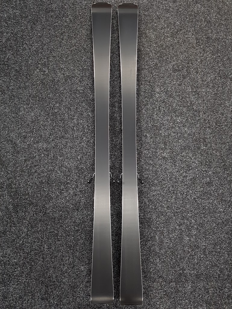 Schiuri Volkl Viola Flair folosite