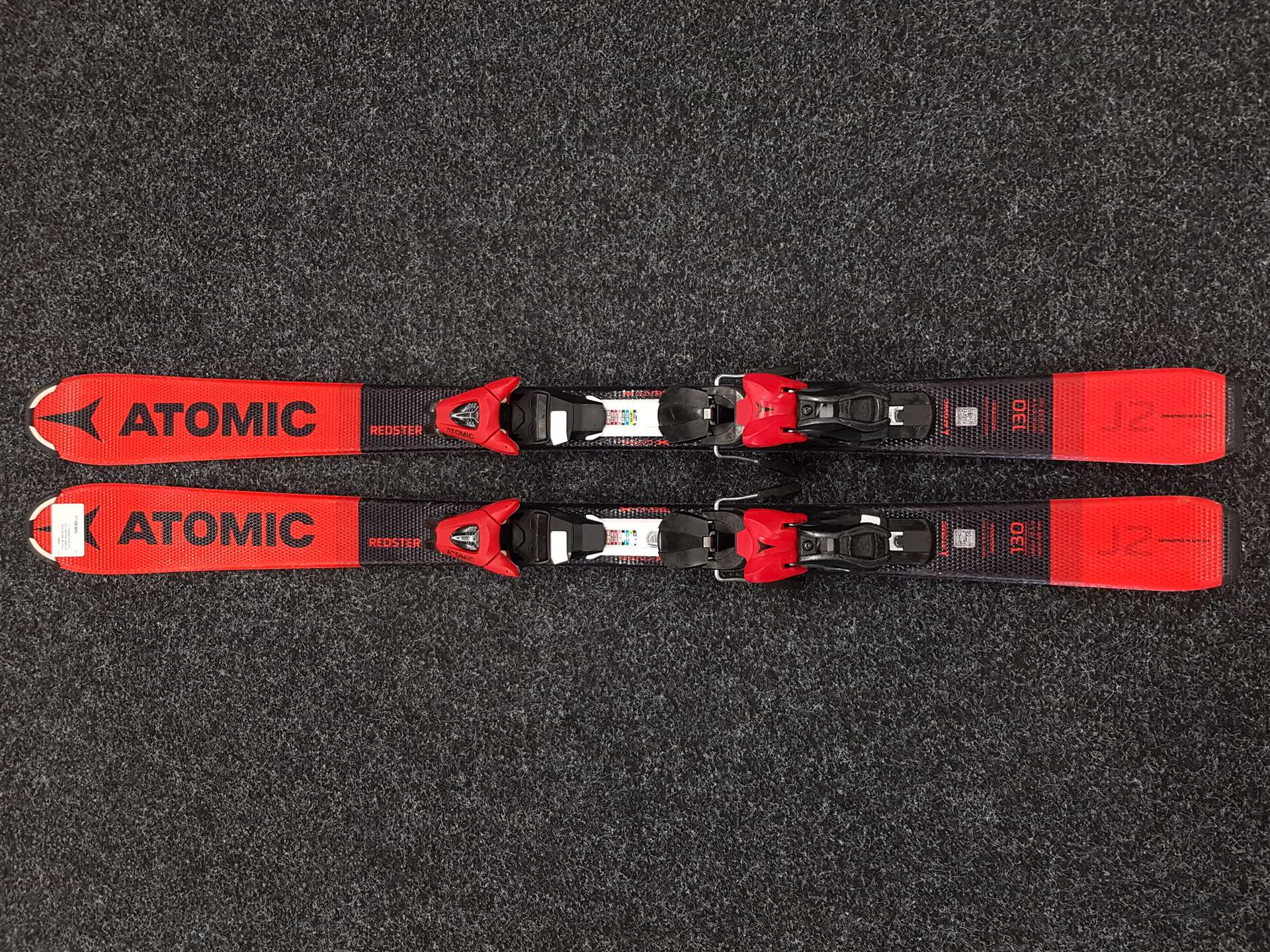 Gebrauchte Kinderski ATOMIC Redster J2 + Atomic L7 Bindungen