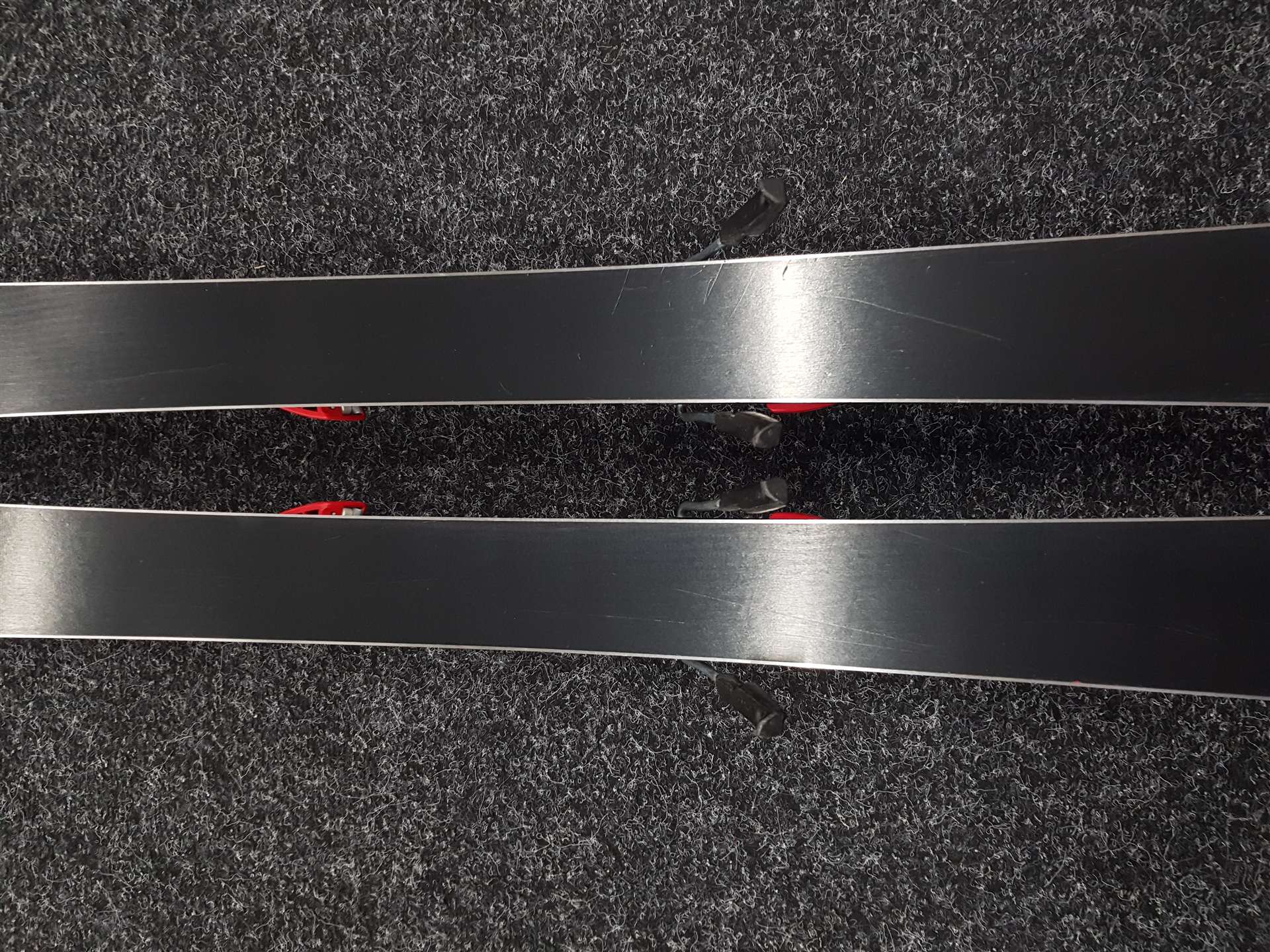 Gebrauchte Kinderski ATOMIC Redster J2 + Atomic L7 Bindungen