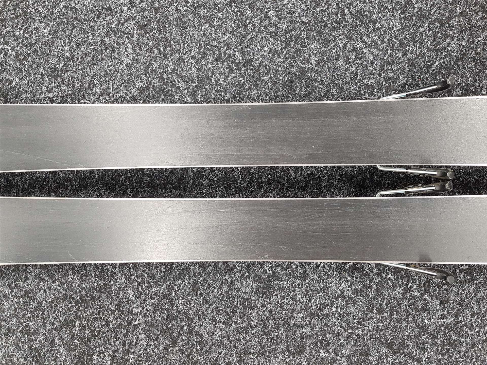 Gebrauchte Kinderski VÖLKL Racetiger SL + Bindungen Marker 7.0