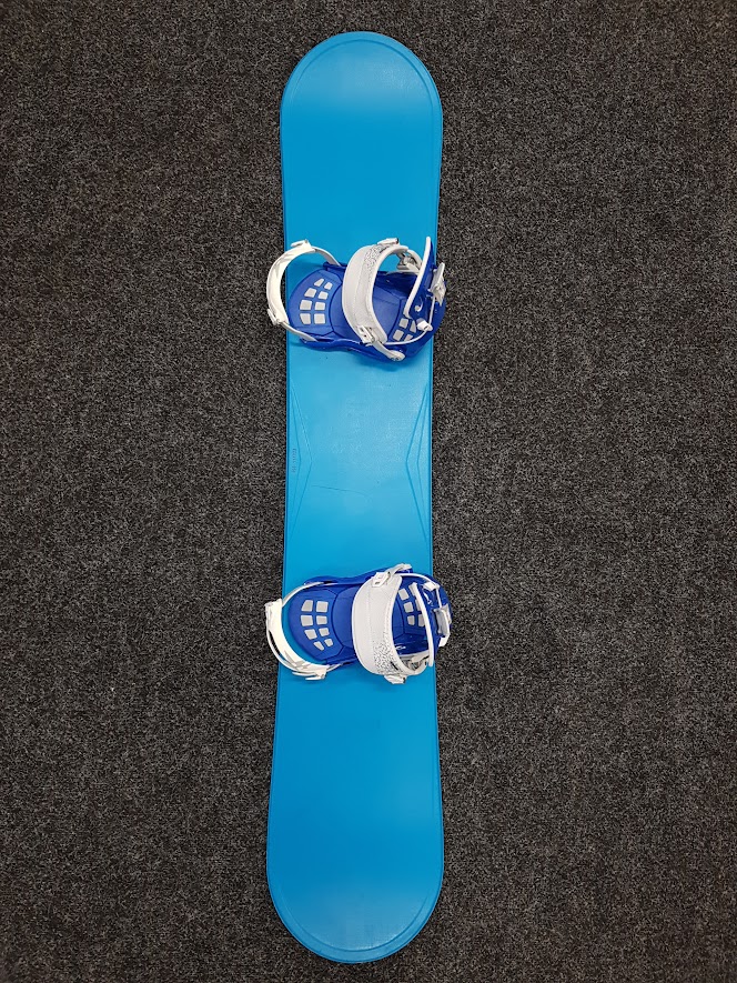 Bazaar Snowboard Nidus + Bindung Rage Größe M