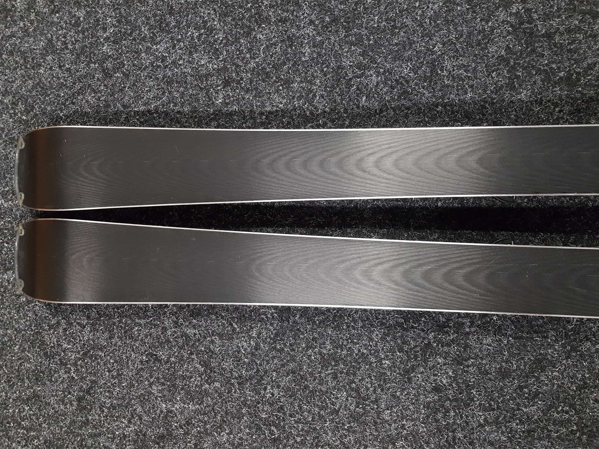 Używane narty ELAN Explore X + wiązania Elan EL 10