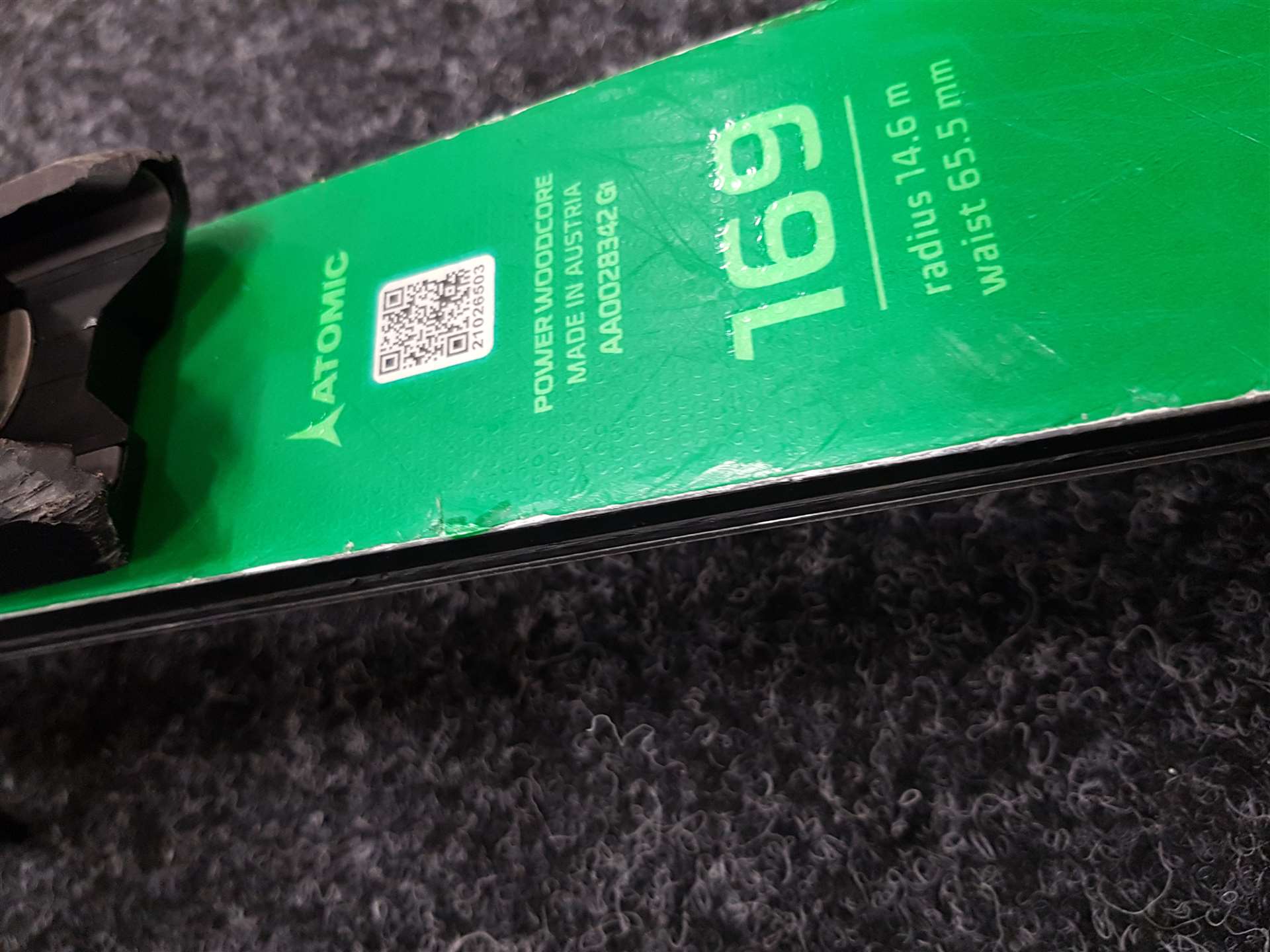 Použité lyže ATOMIC Redster X9s Ti + viazanie Atomic X 12 GW