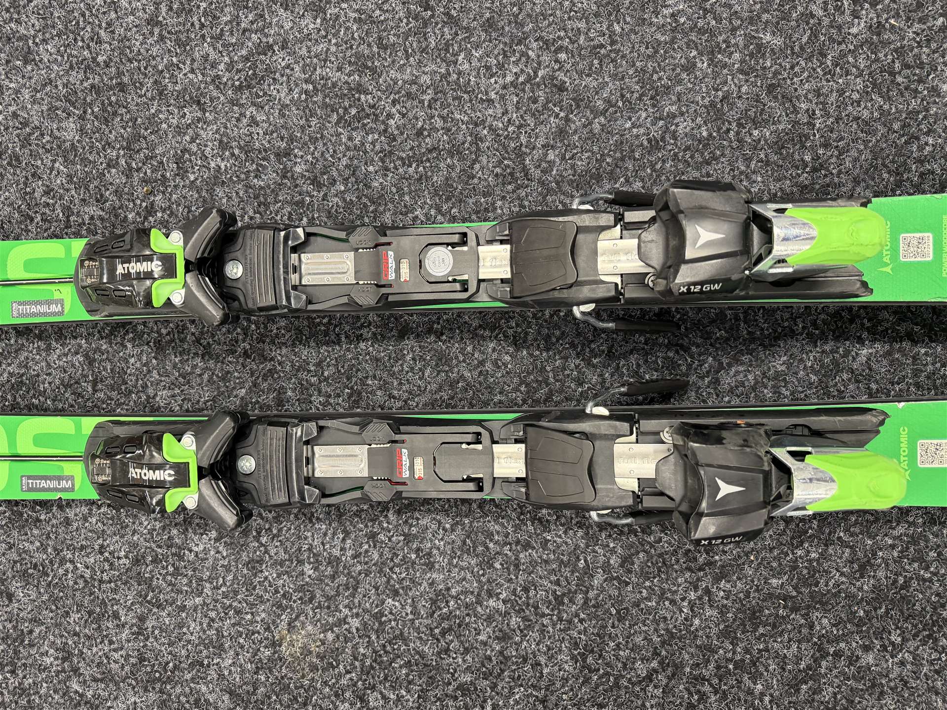 Sci ATOMIC Redster X9s Ti usati + attacchi Atomic X 12 GW