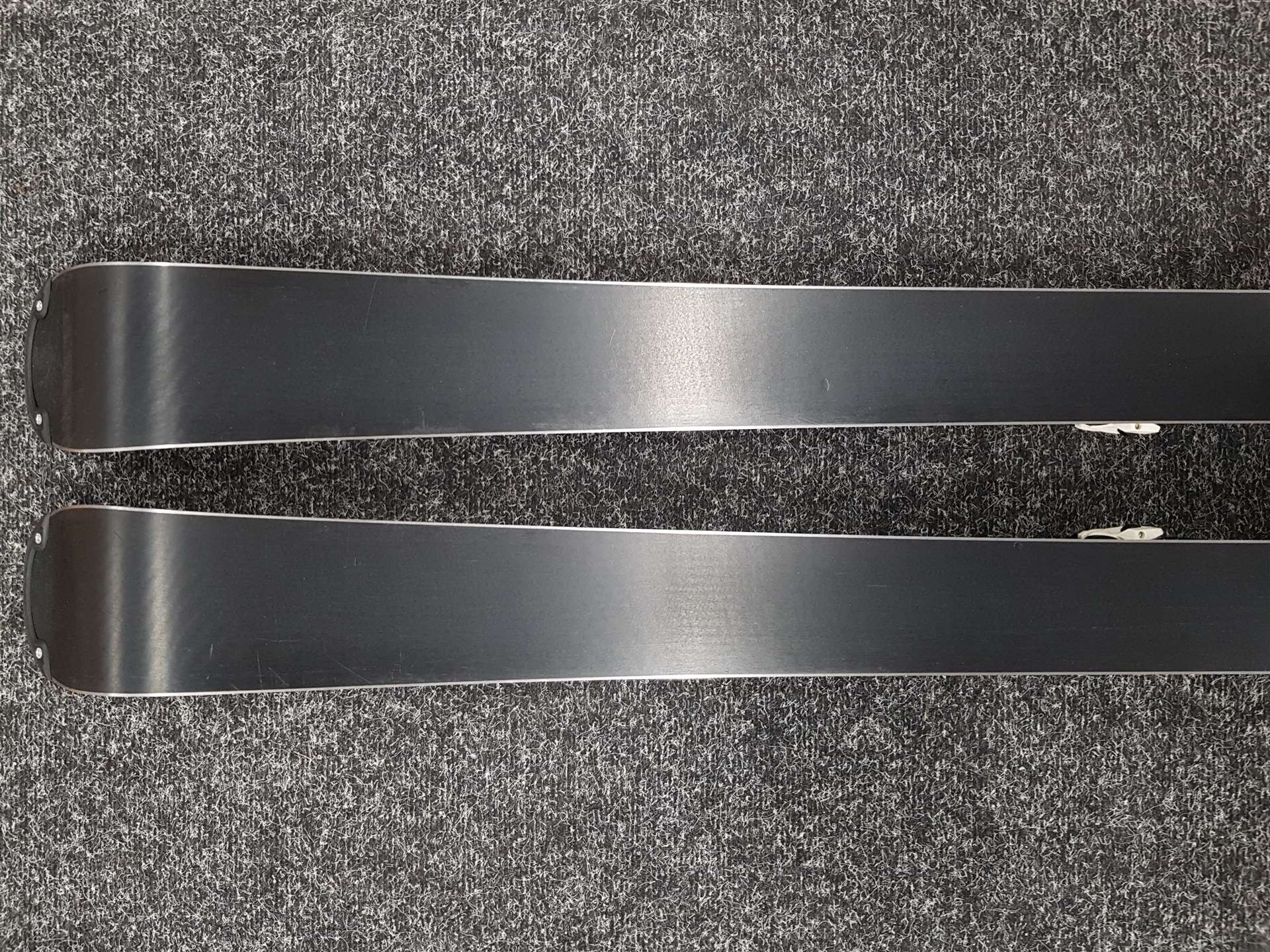 Skis d'occasion VOLKL DEACON 7.4