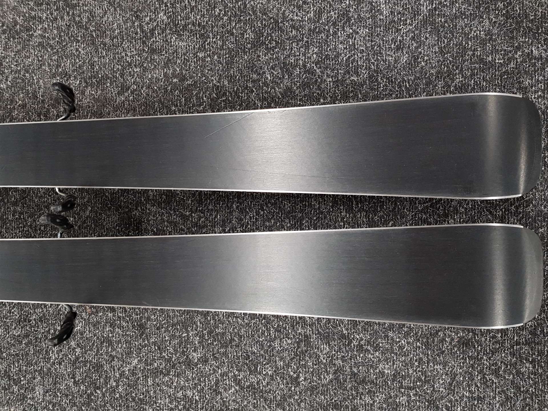Skis d'occasion VOLKL DEACON 7.4