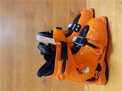 Použité lyžiarky TECNICA JT2 R