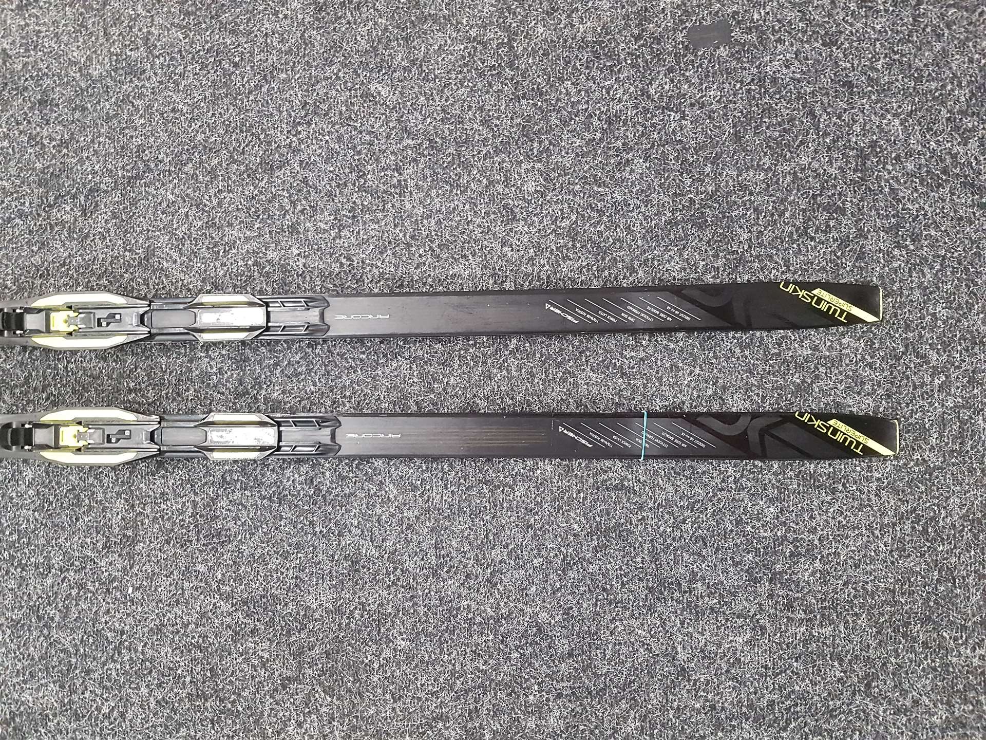 Bazárové bežecké lyže Fischer Twin Skin Super Lite