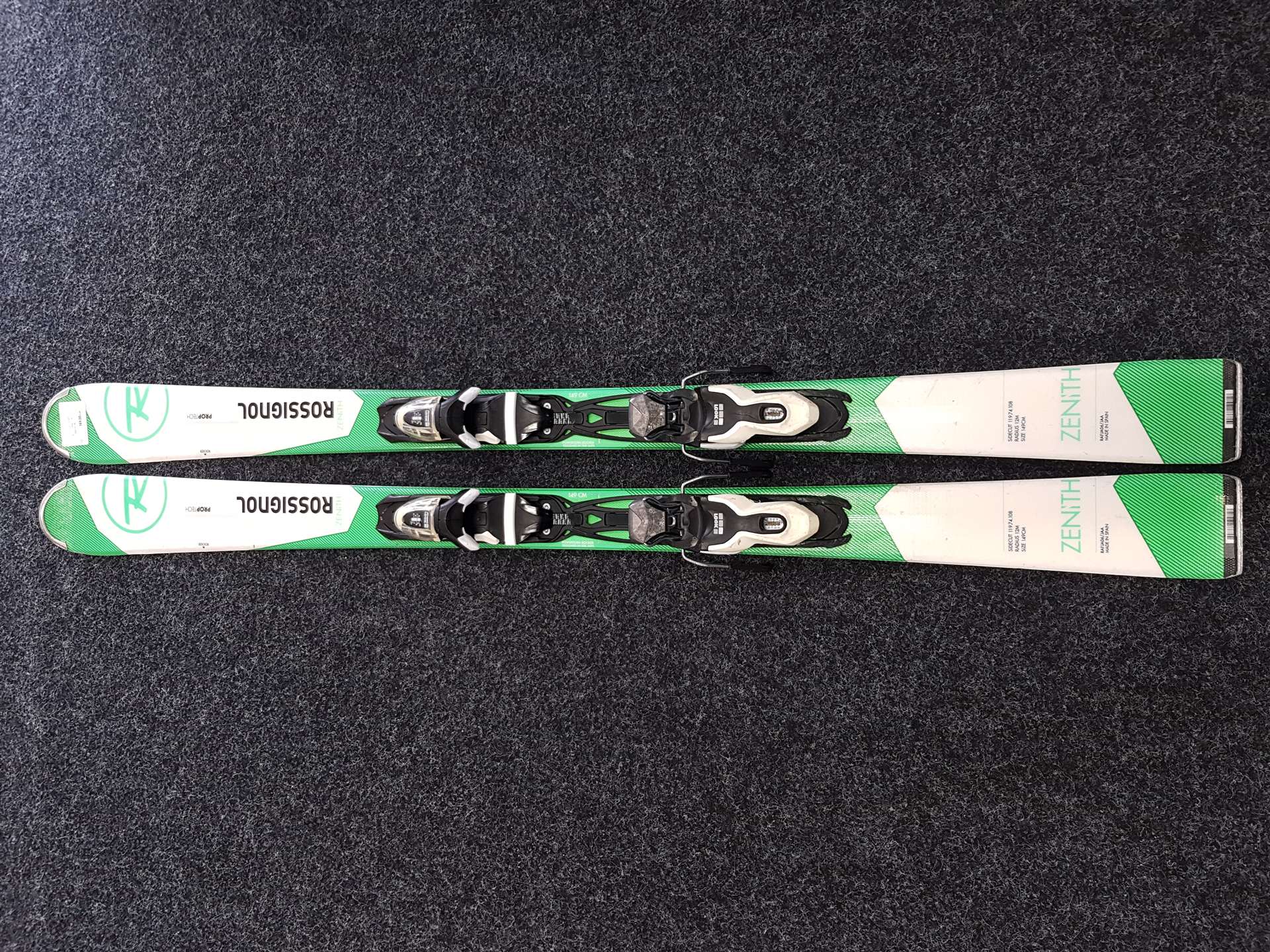 Sci ROSSIGNOL Zenith usati + attacchi Look Xpress 10