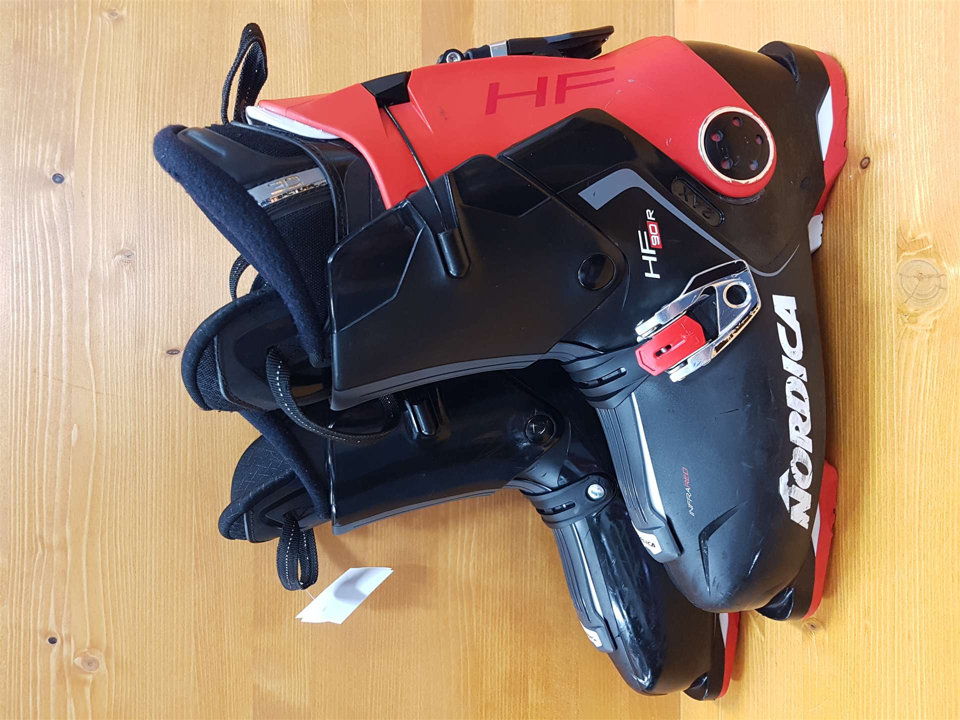 Použité lyžiarky NORDICA HF 90R