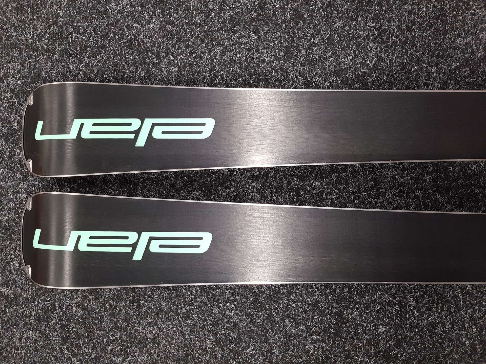 Skis d'occasion ELAN Primetime n° 4 + fixations Elan EL 11
