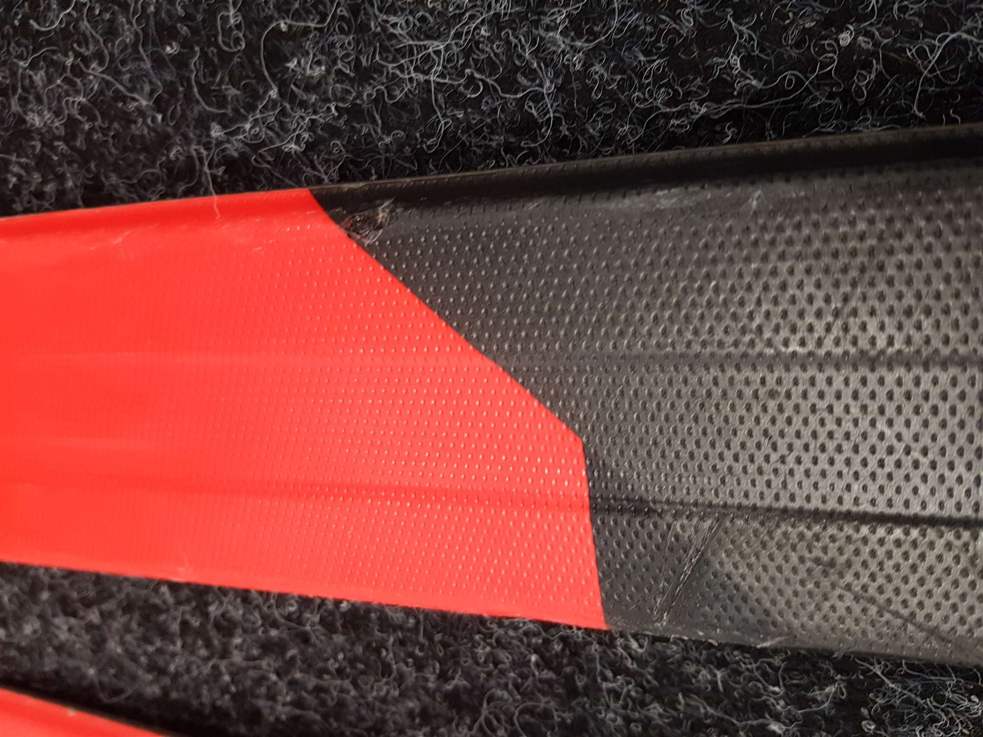 Sci VOLKL Deacon 7.4 usati + attacchi Marker FTD 10