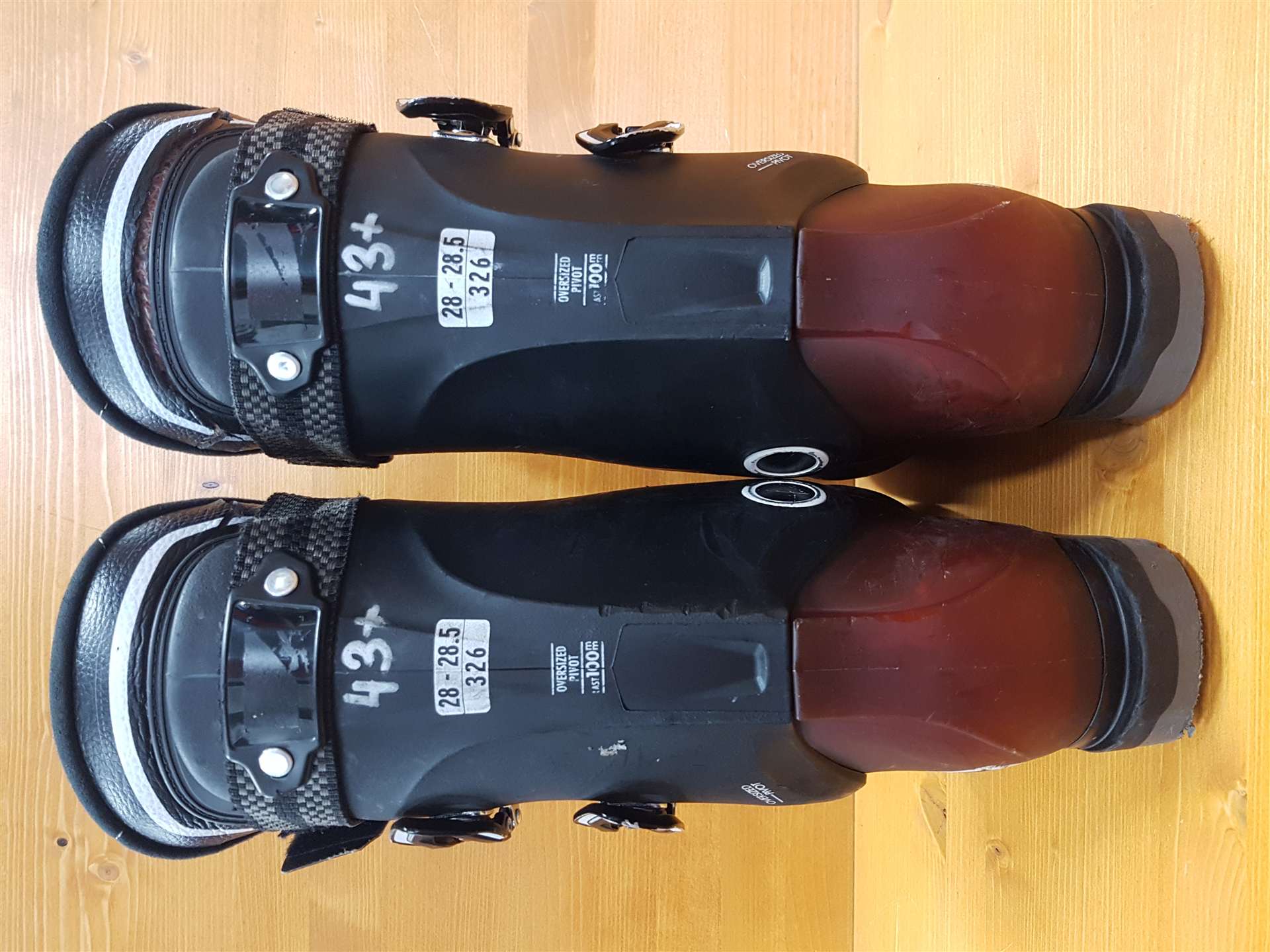 Clăpari de schi second-hand SALOMON X PRO R 100