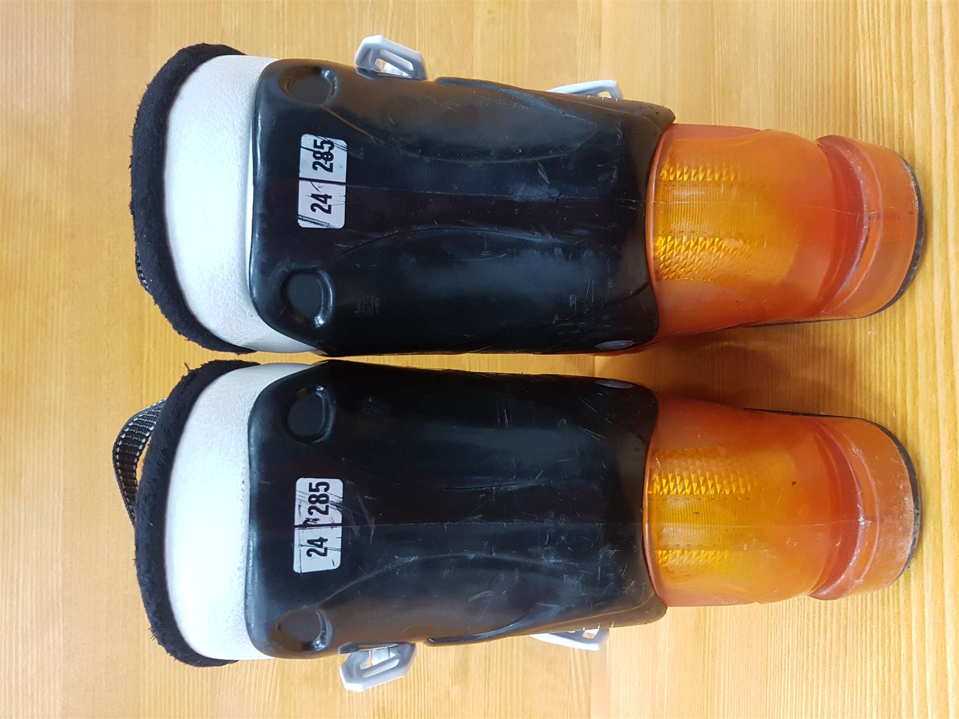 Chaussures de ski SALOMON T3 d'occasion