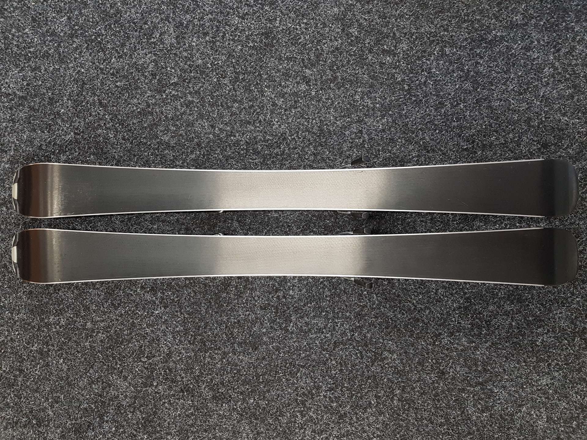 Skis enfant d'occasion ELAN JETT + fixations Elan 4.5