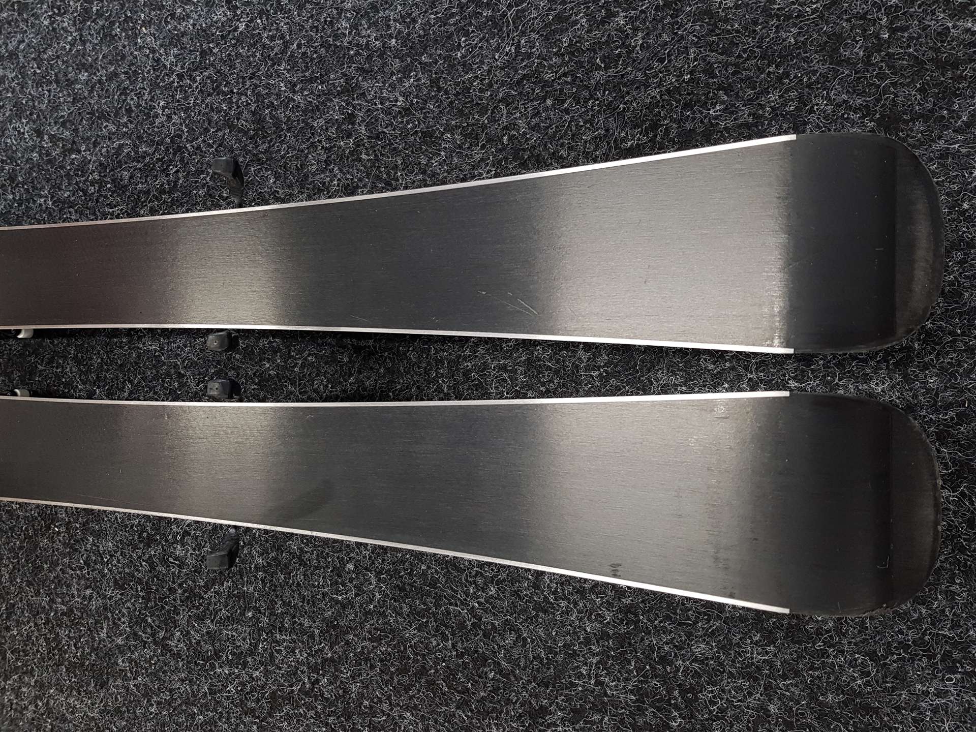 Skis enfant d'occasion ELAN JETT + fixations Elan 4.5