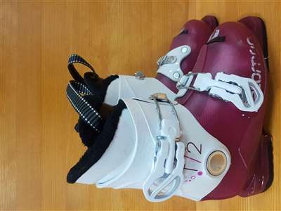 Clăpari de schi SALOMON T2 second-hand