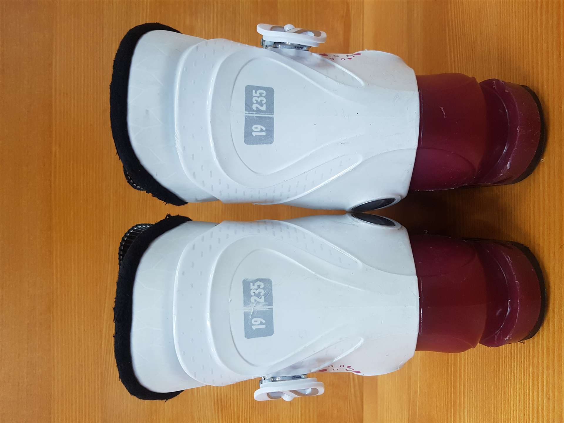 Chaussures de ski SALOMON T2 d'occasion