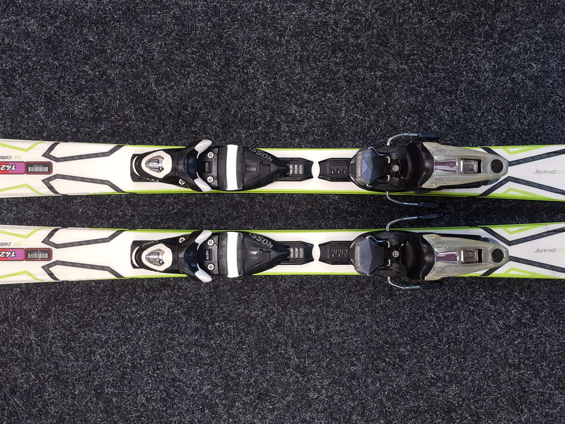 Schiuri ROSSIGNOL Pursuit RTU second-hand + legături Rossignol Axium 11