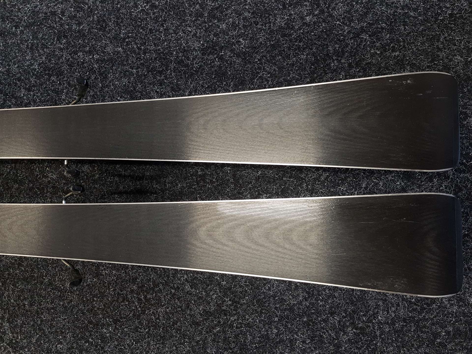 Schiuri ROSSIGNOL Pursuit RTU second-hand + legături Rossignol Axium 11