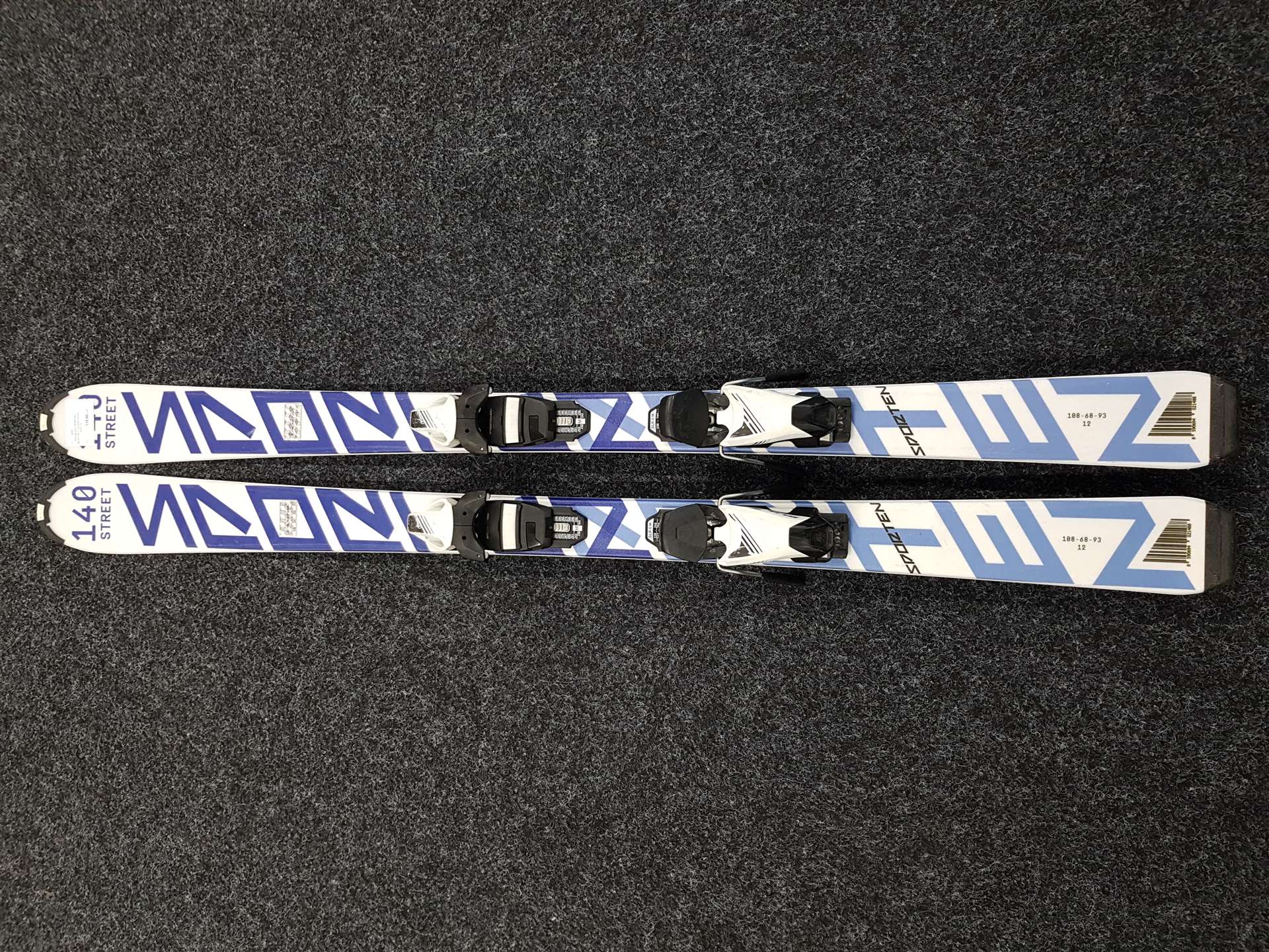 Gebrauchte Skier SPORTEN Street 140 + Tyrolia SLR 7.5 Bindungen