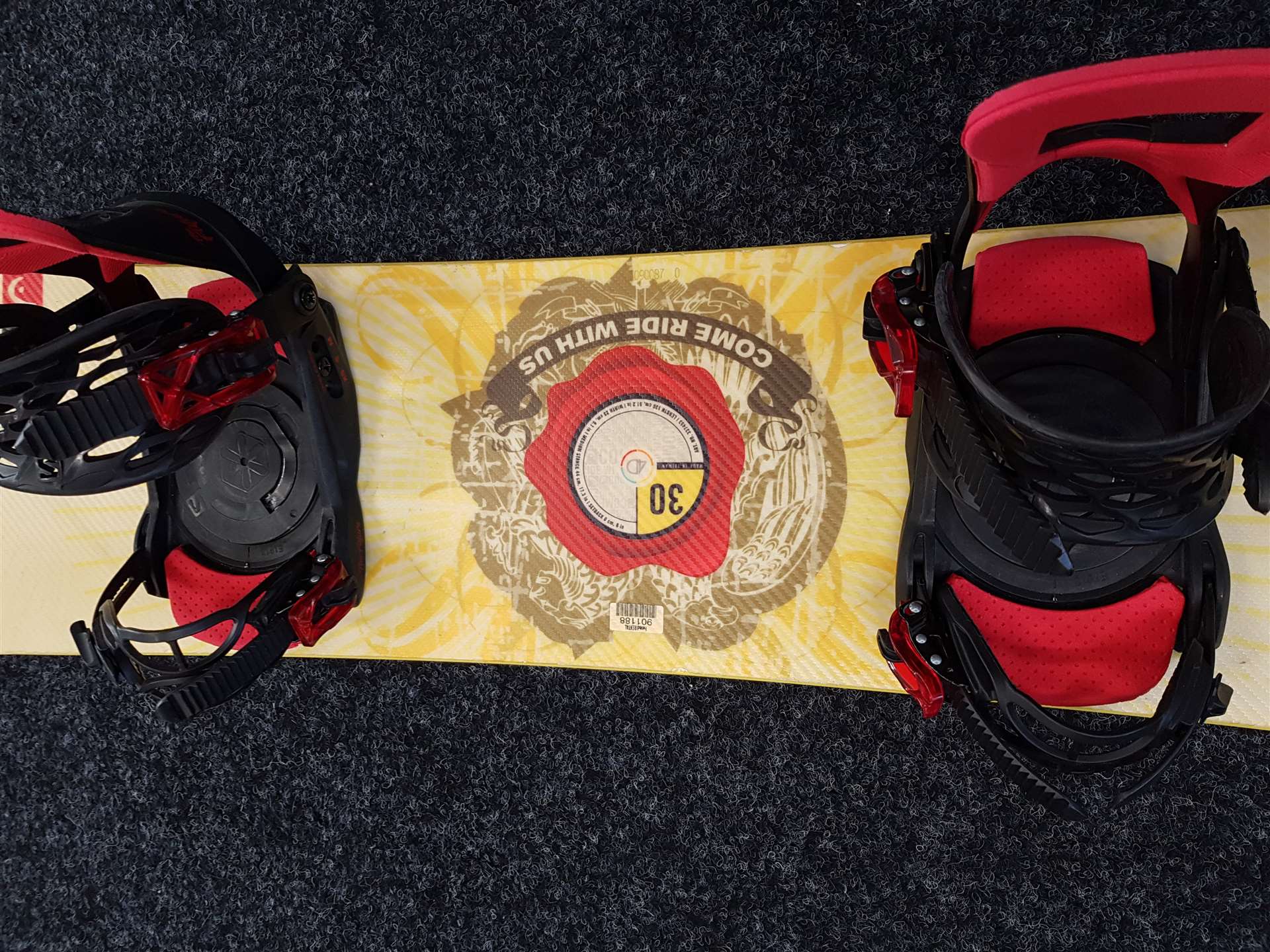 Použitý snowboard HEAD + vázání Salomon The Future velikost XS/S