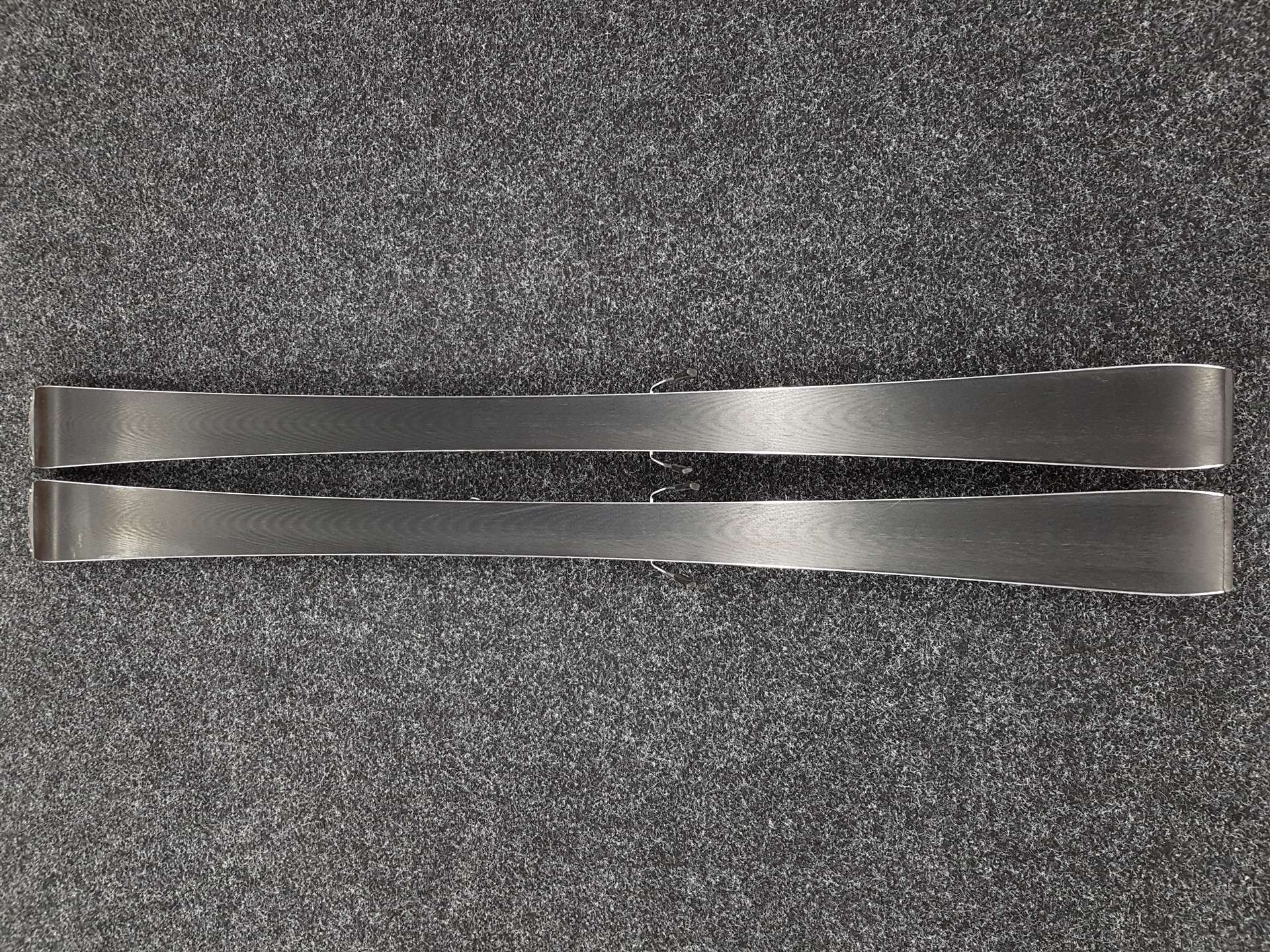 Gebrauchte ROSSIGNOL Hero Elite ST Ski + Look Express 11 Bindungen